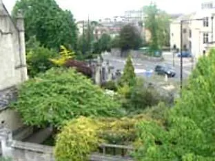 Cotham Hotel 3*
