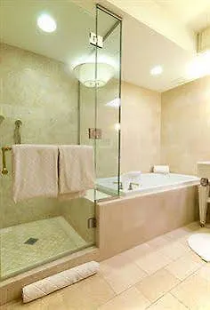 Hotel Cotham 3*