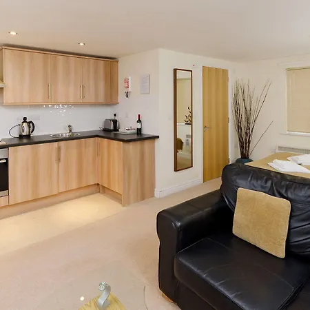 Cotham Hotel